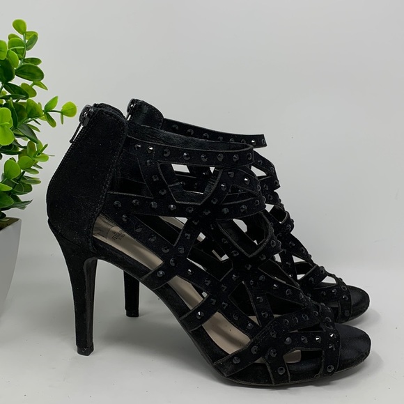 Fergalicious Strappy Black Jeweled open toe Heels - Picture 2 of 14